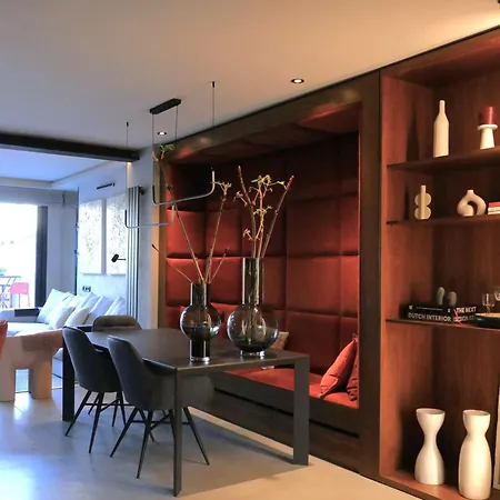Riverfront House, 3 Bedroom,3 Bathrooms