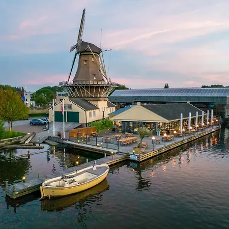 Riverfront House, 3 Bedroom,3 Bathrooms Hotel Leiden